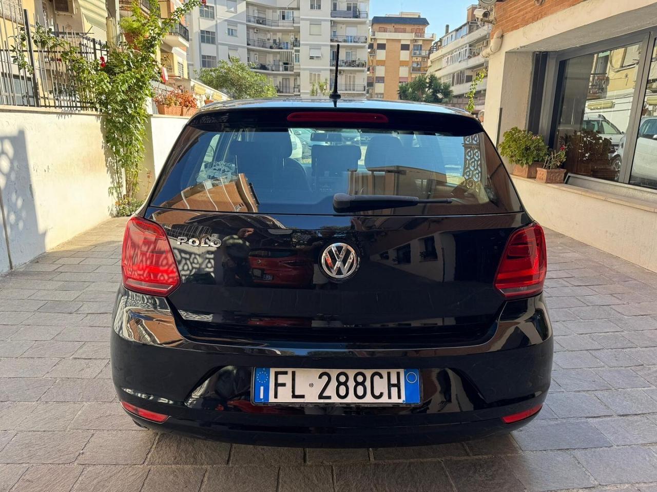 Volkswagen Polo 1.0 mpi 5p confortline Unipro
