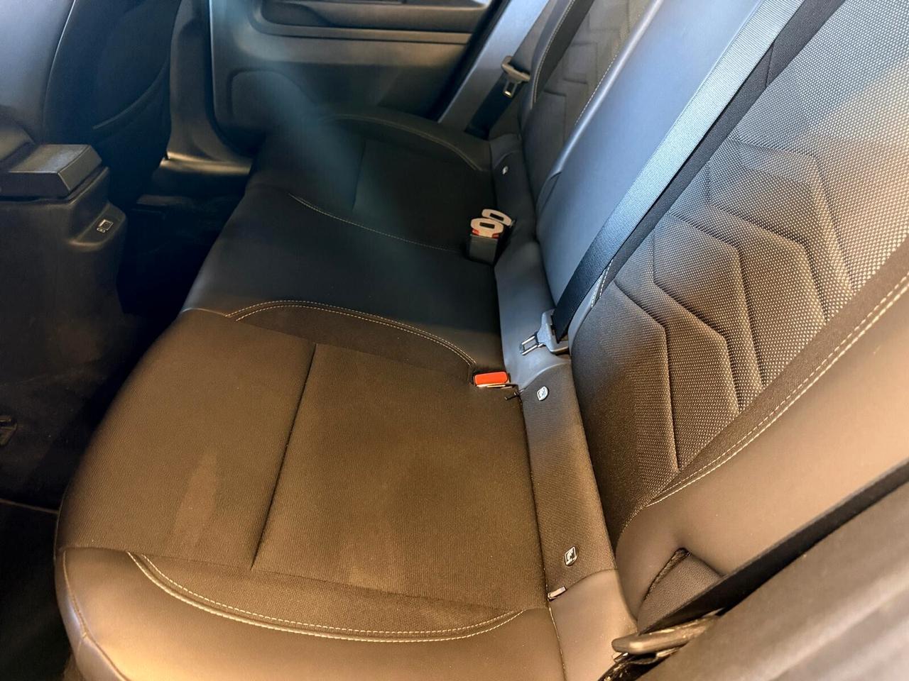 Jeep Avenger 1.2 Turbo 100 CV Summit