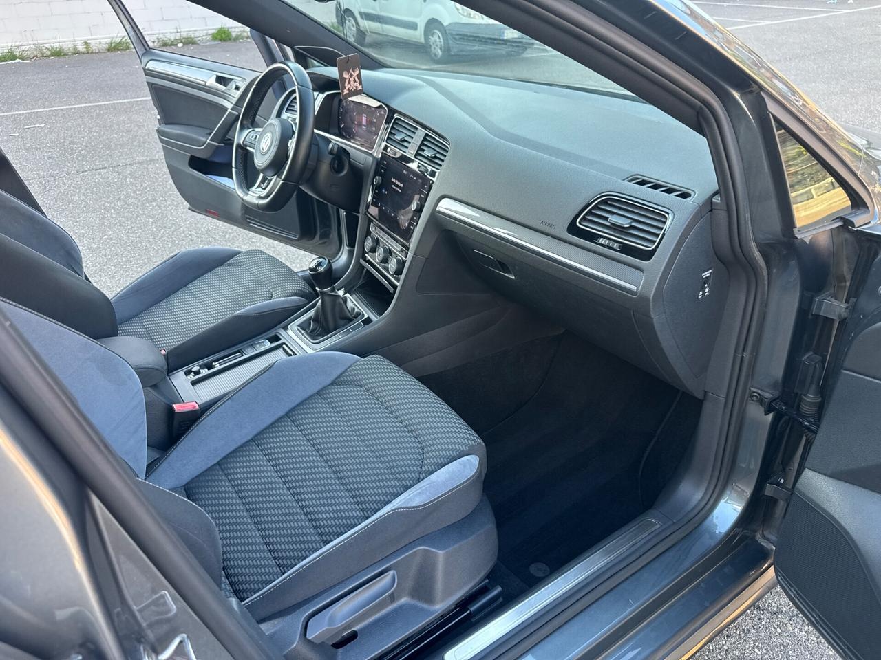 Volkswagen Golf 7.5 1.4 125 CV Rline digitale 2018