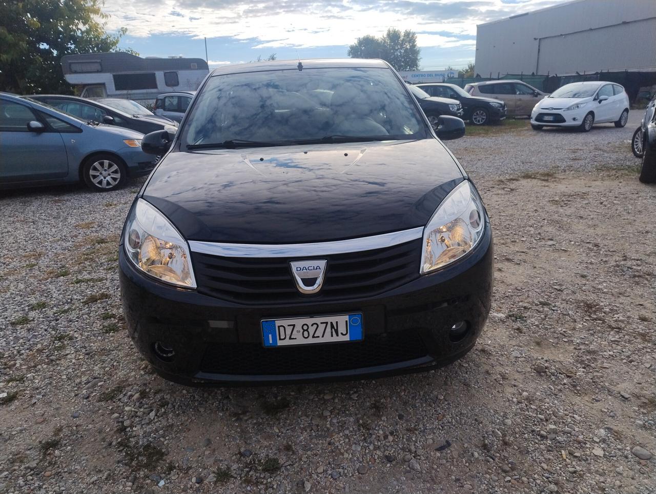 Dacia Sandero 1.2 16V Lauréate