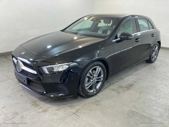 MERCEDES-BENZ A 180 d Automatic Business