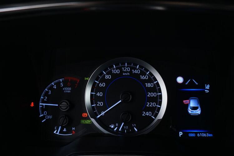 Toyota Corolla Hybrid Business BR017413 1.8 Full Hybrid 122CV
