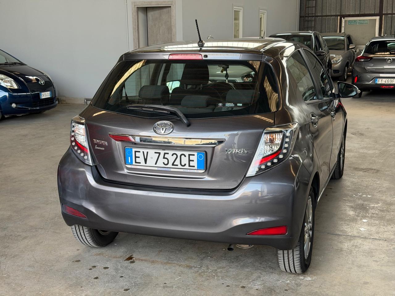 Toyota Yaris 1.0 5 porte Lounge