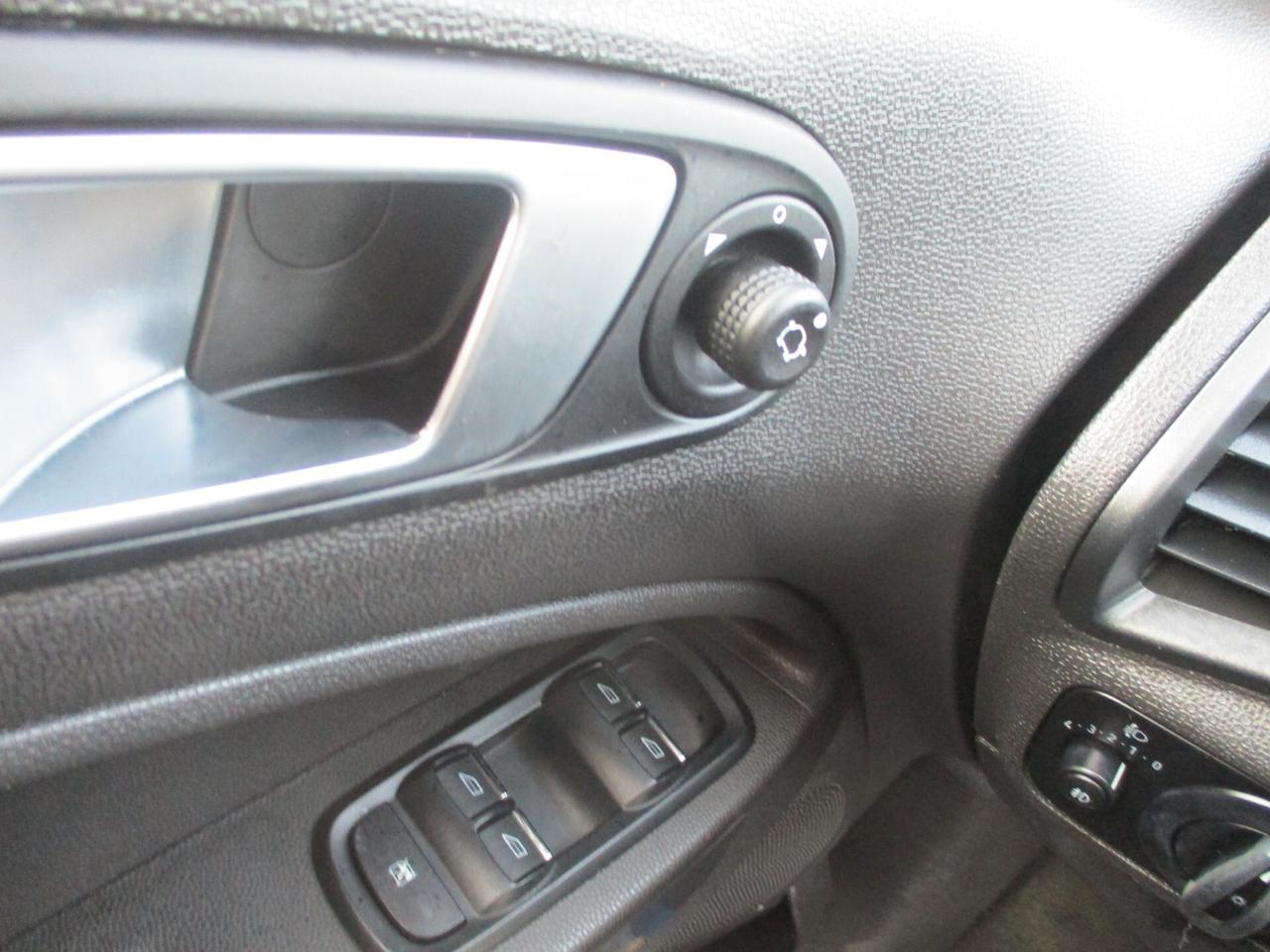 Ford EcoSport 1.5 TDCI PLUS 95cv E6 **114000 KM**