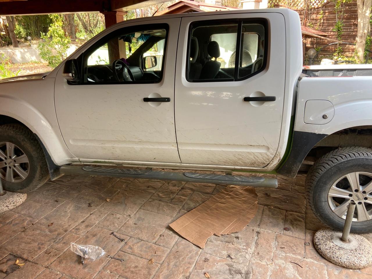 Nissan Navara 2.5 dCi 190CV 4 porte Double Cab XE