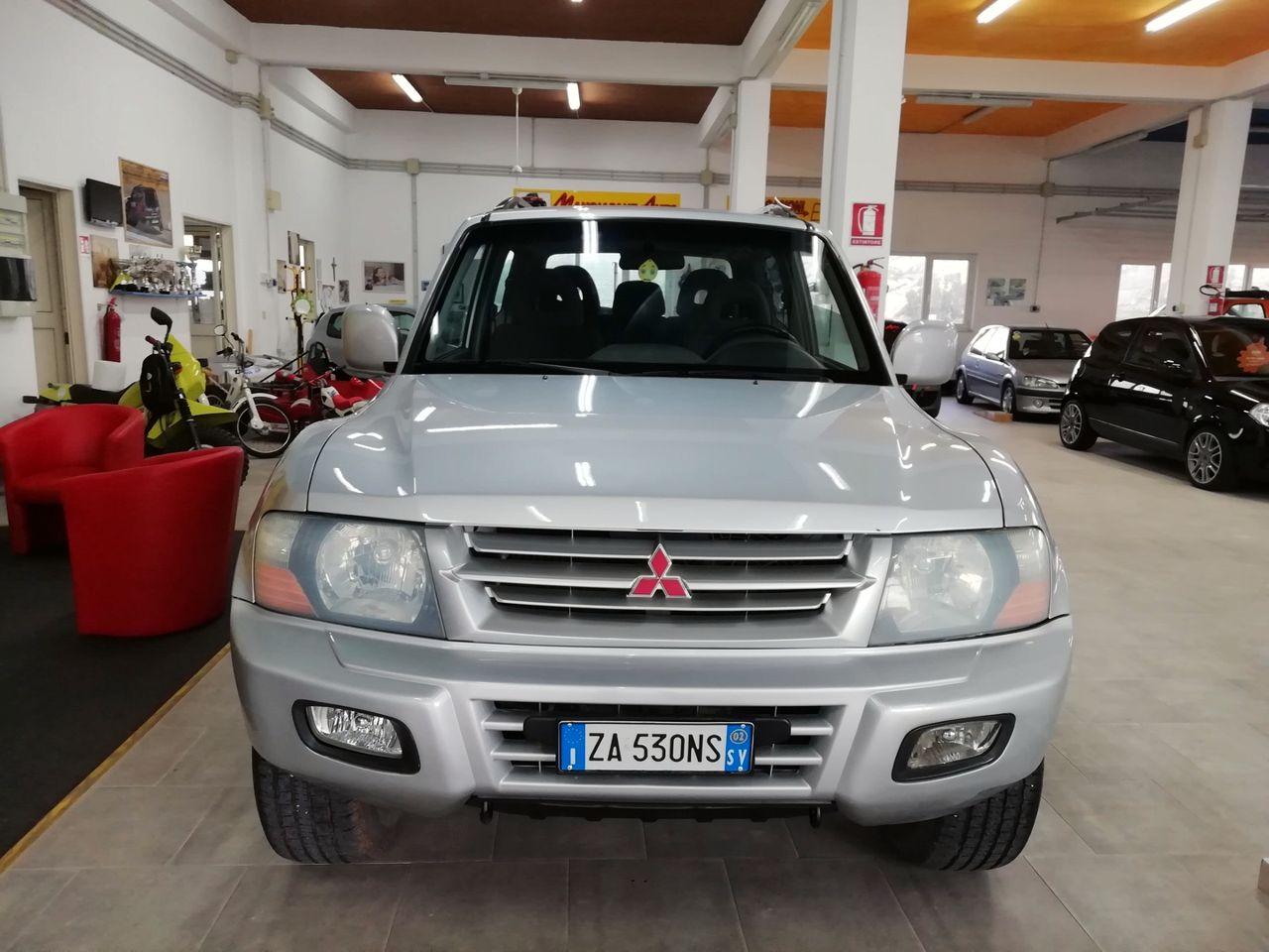 Mitsubishi Pajero 2.5 TDI 3p. GLX