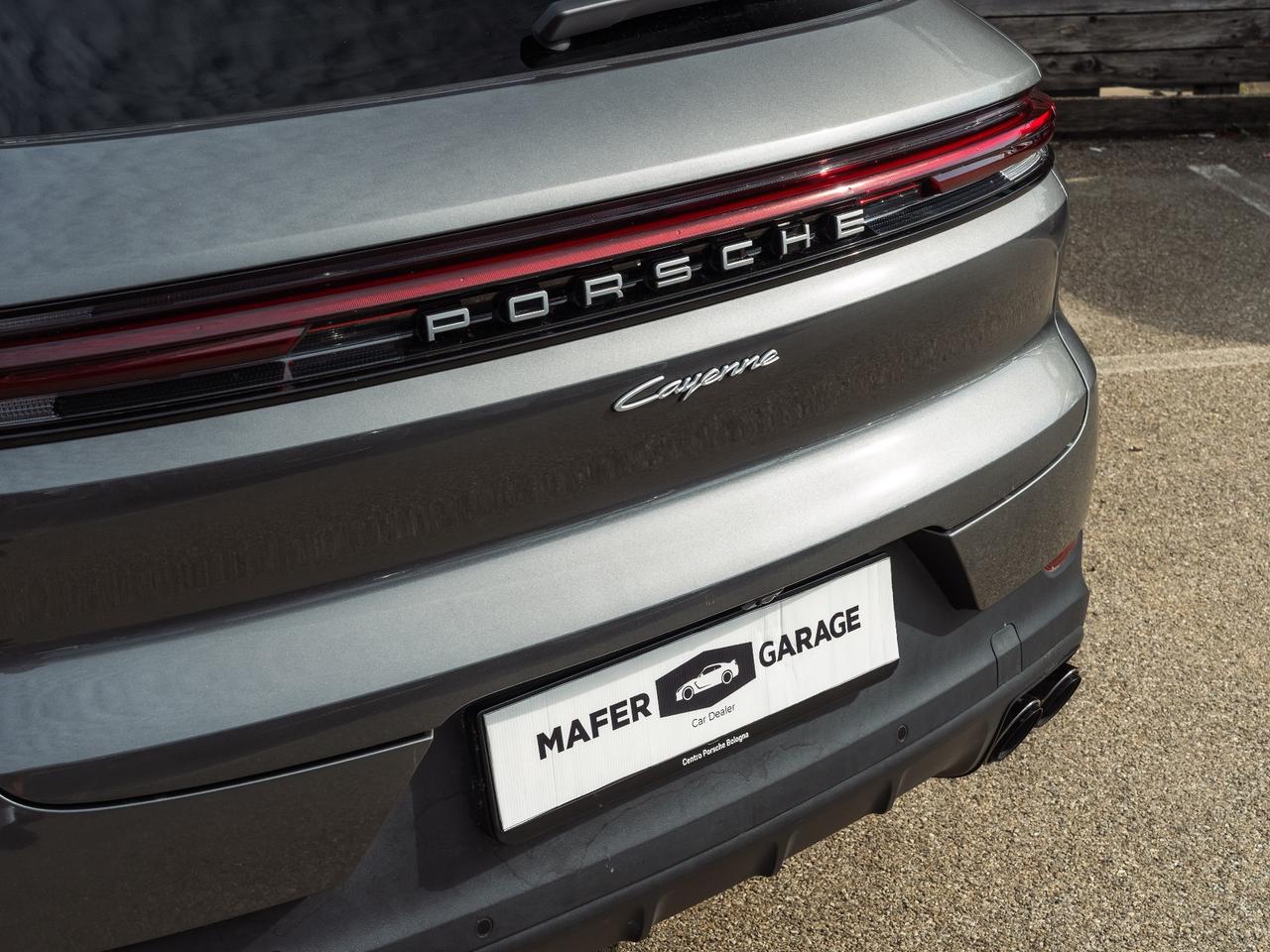 Porsche Cayenne 3.0 - E-HYBRID - SUBENTRO LEASING