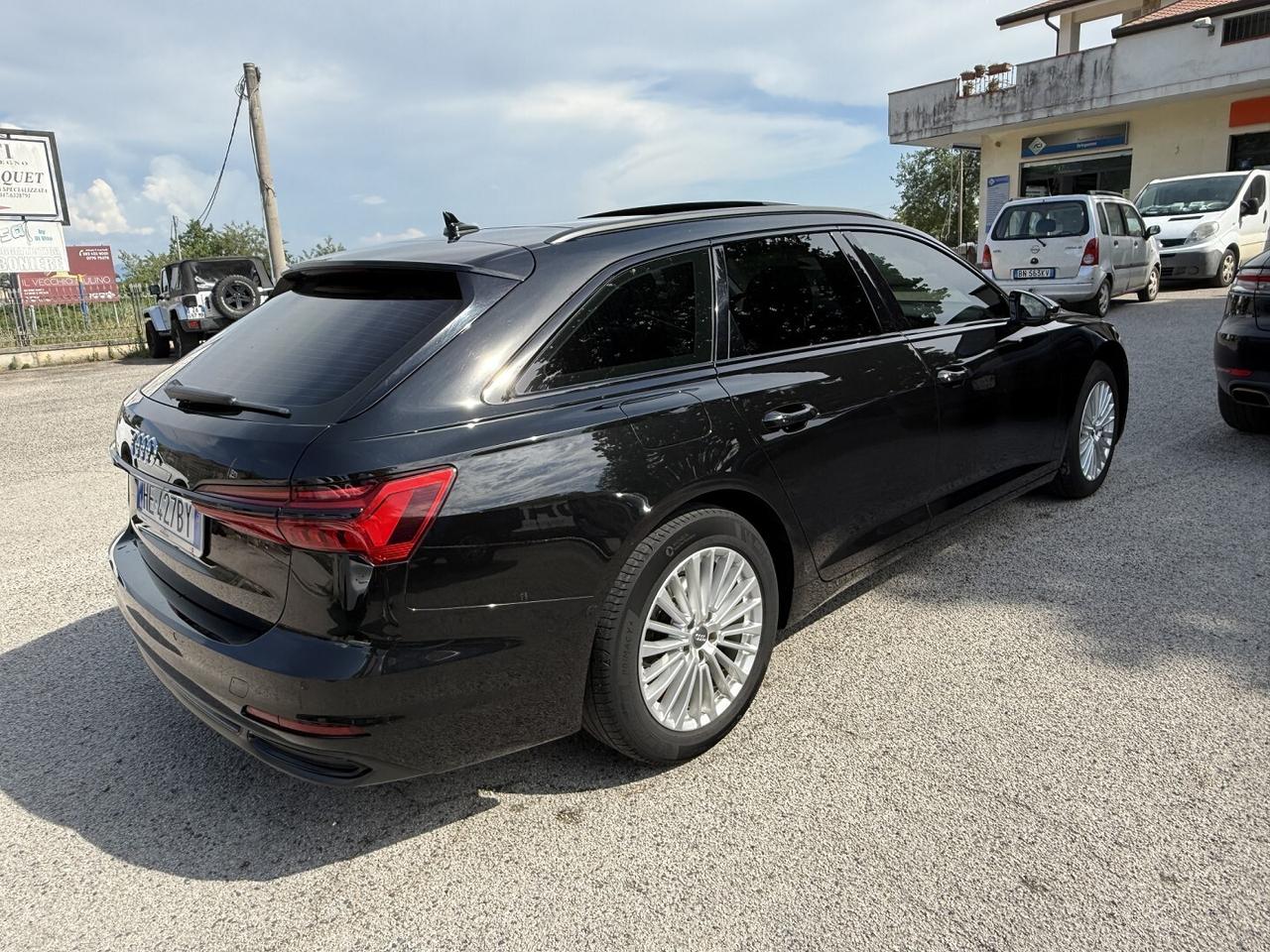 AUDI A6 AVANT VIRTUAL TDI-HYBRID BLACK LINE