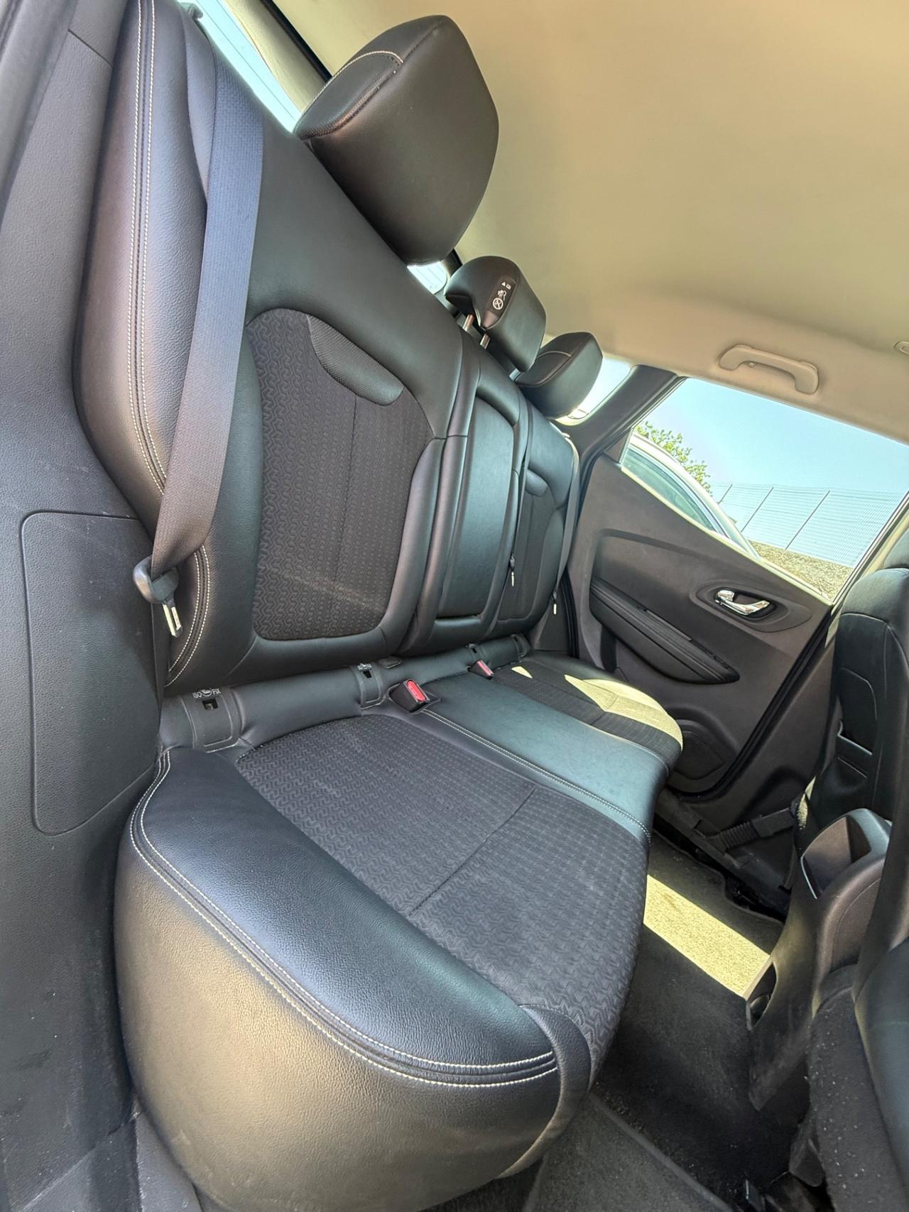 Renault Kadjar dCi 130CV Energy Intens,LED,R-Link,Pelle,FULL OPTIONAL