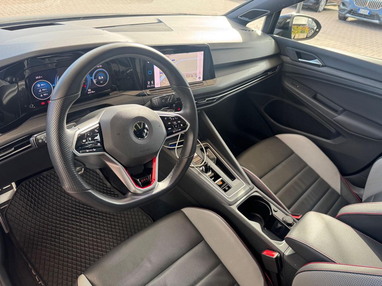 Volkswagen Golf GTI Ultimate 2.0 TSI GTI #10740