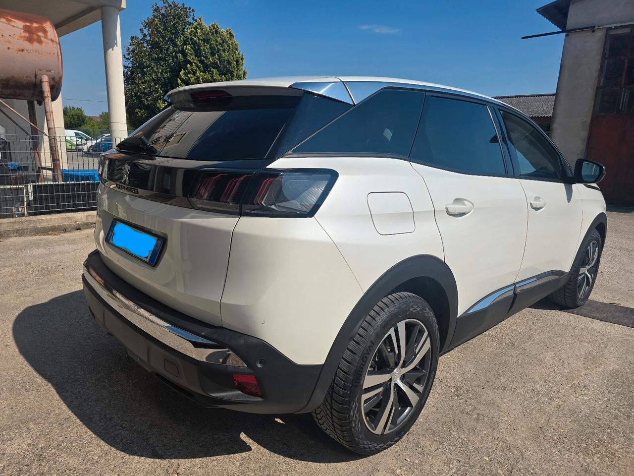 Peugeot 3008 BlueHDi 130 S&S EAT8 Allure