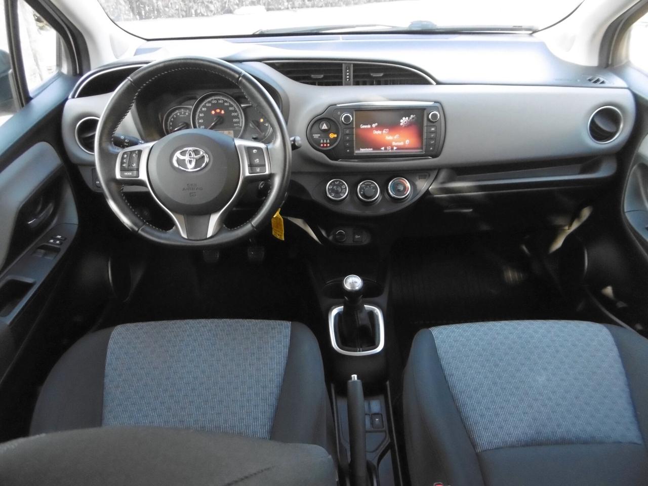 Toyota Yaris 1.0 5 porte Active