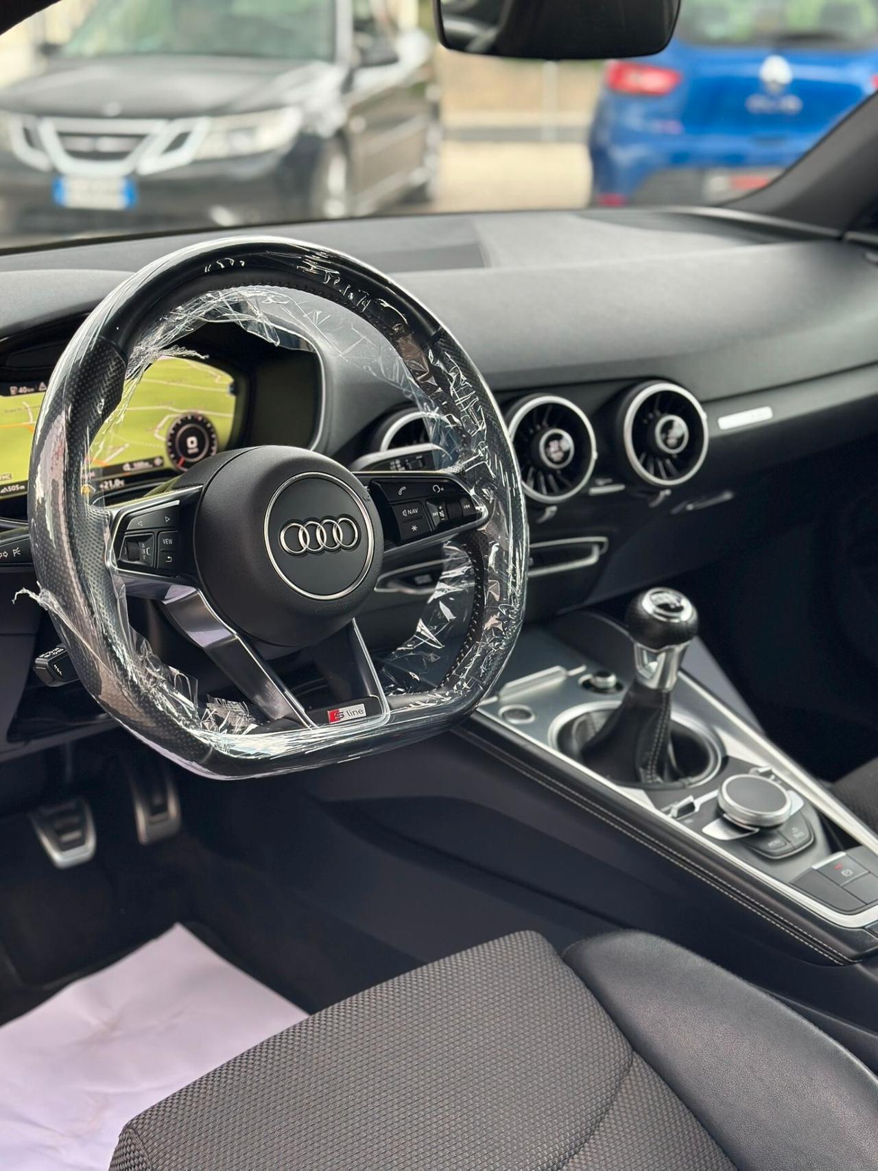Audi TT Coupé 2.0 TDI ultra S line