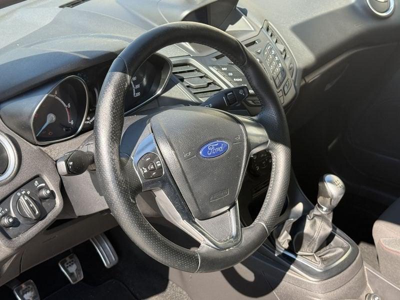 Ford Fiesta 1.5 TDCi 75CV ST-Line