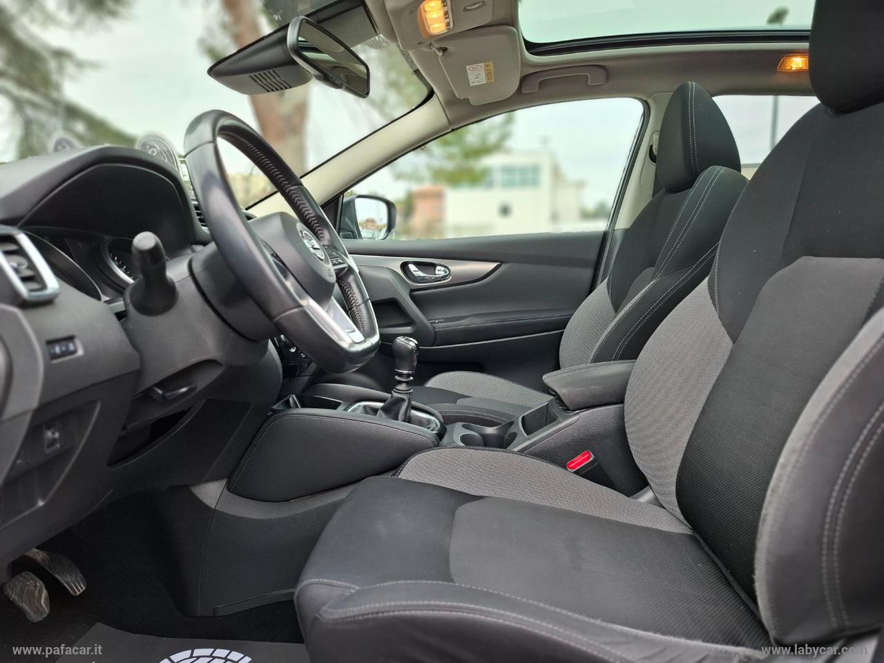 NISSAN Qashqai 1.5 dCi N-Connecta