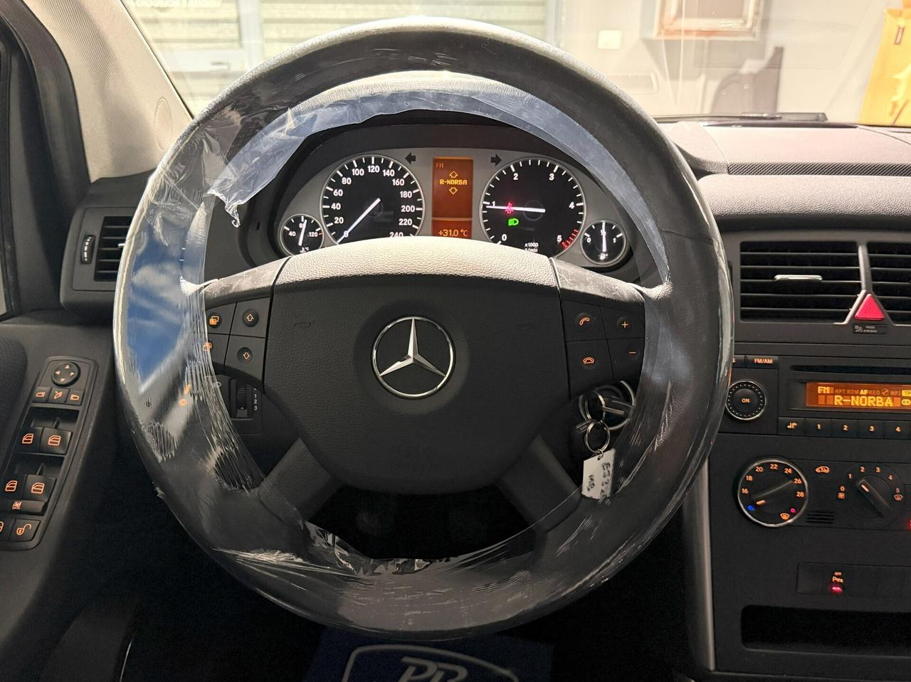 Mercedes-benz B 200 CDI EXECUTIVE RESTYLING PDC UN