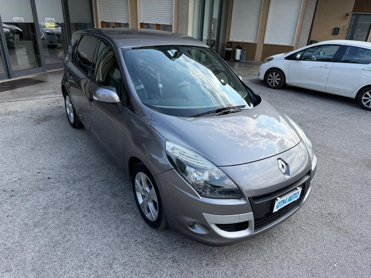 Renault Scenic X-mod - 1.5 dCi 110CV