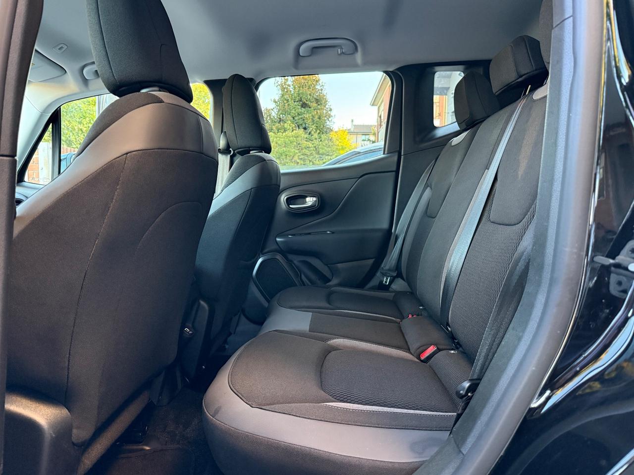 Jeep Renegade 1.5 Turbo T4 MHEV Limited