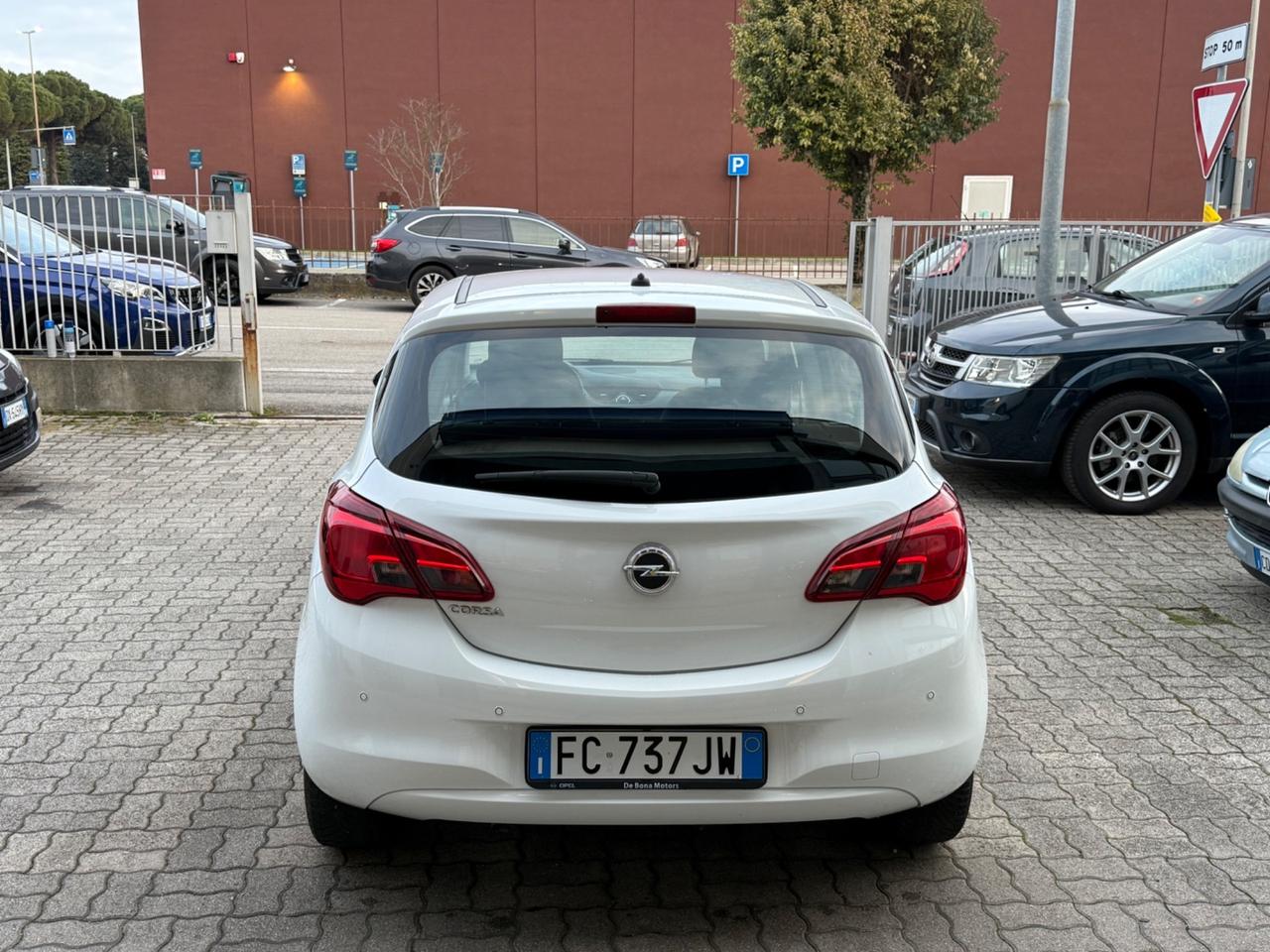 Opel Corsa 1.4 90CV GPL Tech 5 porte Cosmo