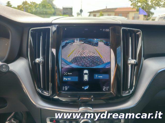 VOLVO XC60 B4 (d) AWD Geartronic Momentum Pro