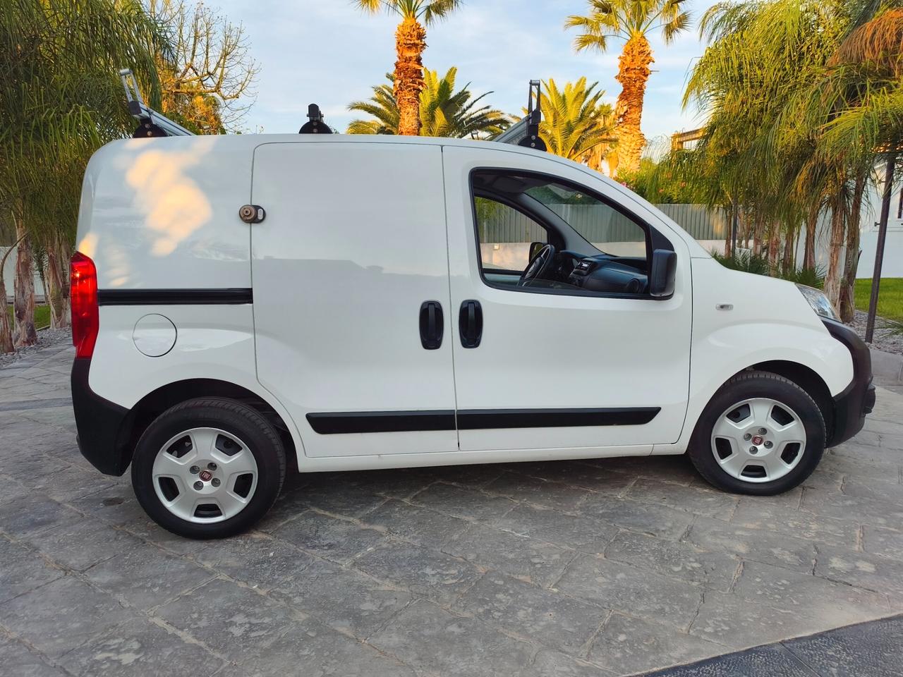 Fiat Fiorino 1.3 MJT 95CV Cargo SX 2021