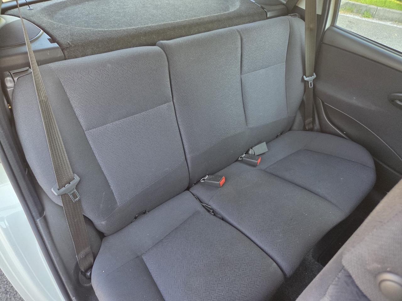 Fiat Punto 1.2 16V 5 porte Emotion* Neo patentati *