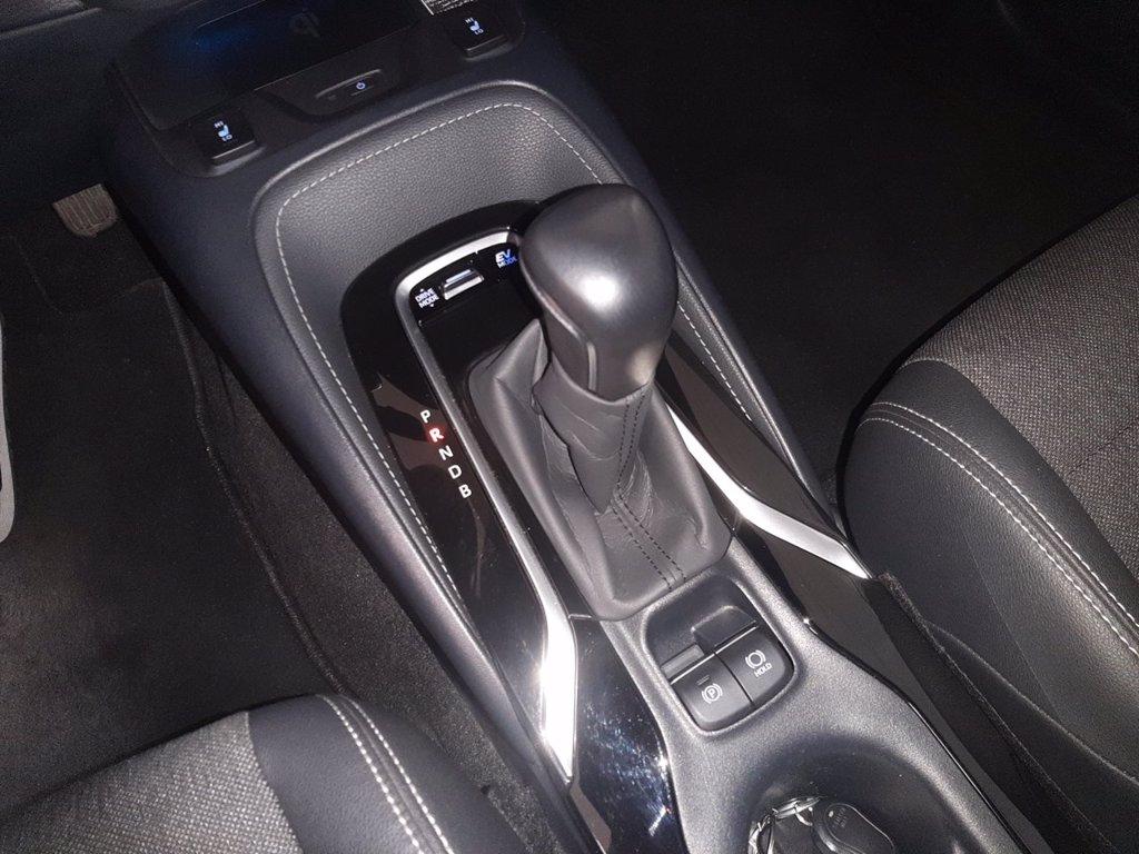 TOYOTA Corolla 1.8h style cvt del 2021