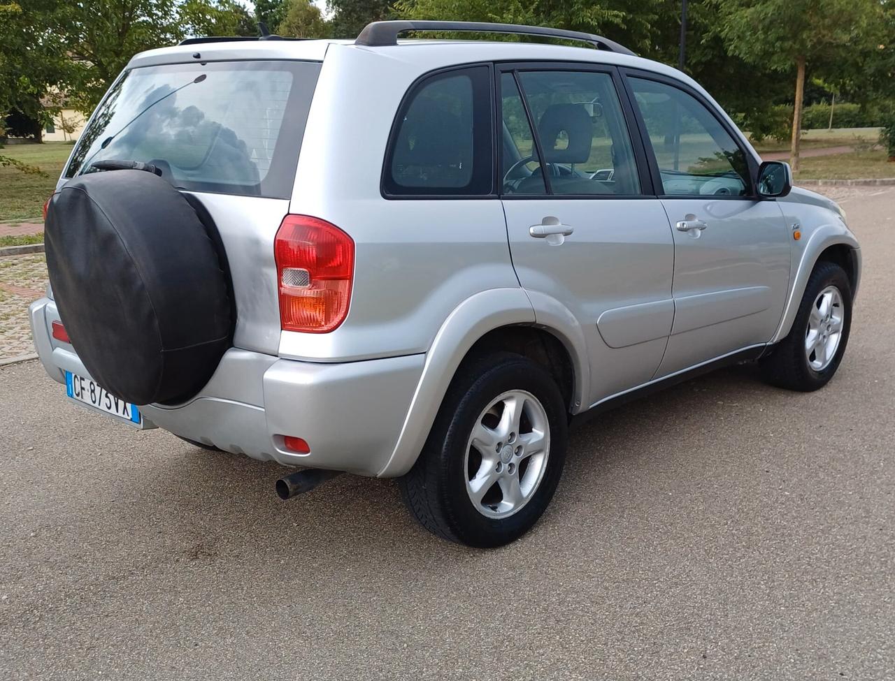 Toyota RAV 4 RAV4 2.0 Tdi D-4D cat 5 porte Sol