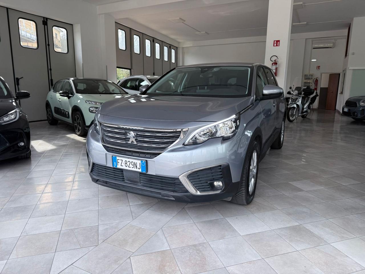Peugeot 5008 BlueHDi 130 S&S Crossway