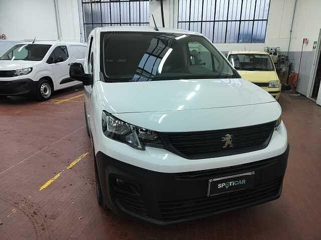 Peugeot e-Partner elettrico 136 CV PL Furgone Premium