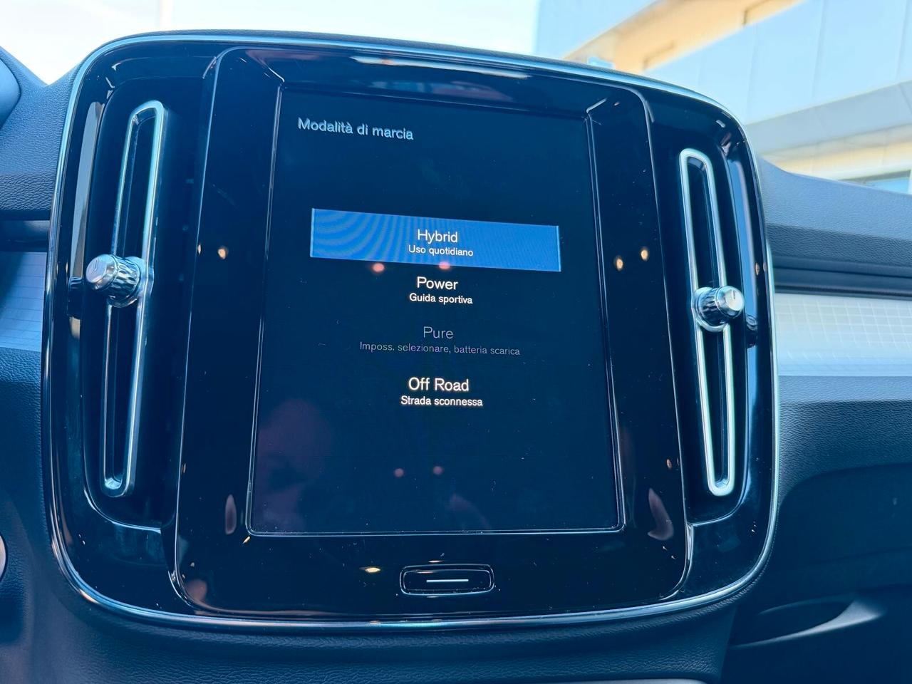 Volvo XC40 T5 Recharge Plug-in Hybrid automatico Plus Bright