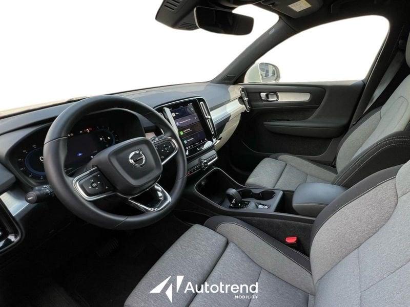 Volvo XC40 B3 163+14 CV Automatico LED Core