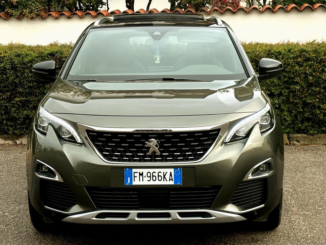 PEUGEOT 5008 2.0D 6m- 7POSTI -119000km-FULL-2018