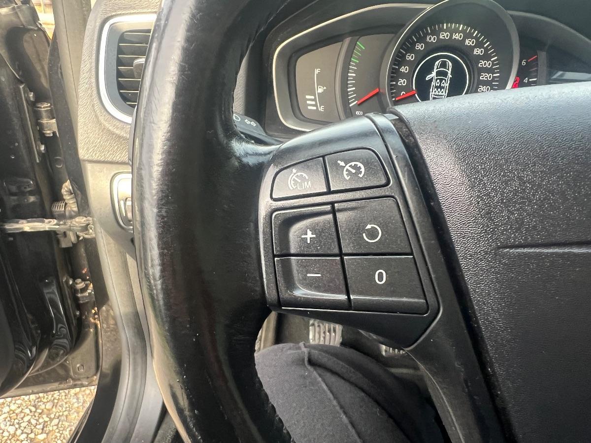 VOLVO - V60 1.6 d2 Kinetic