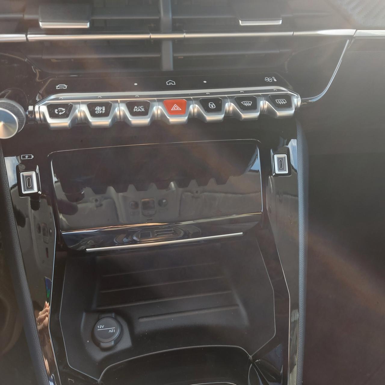 Peugeot 208 Hybrid 145 e-DCS6 Allure