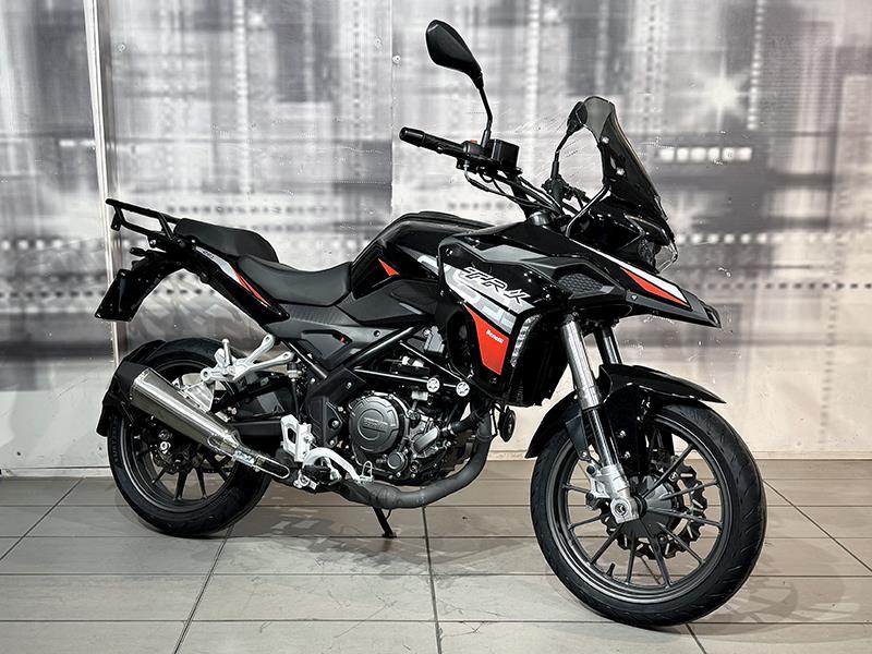 Benelli TRK 251