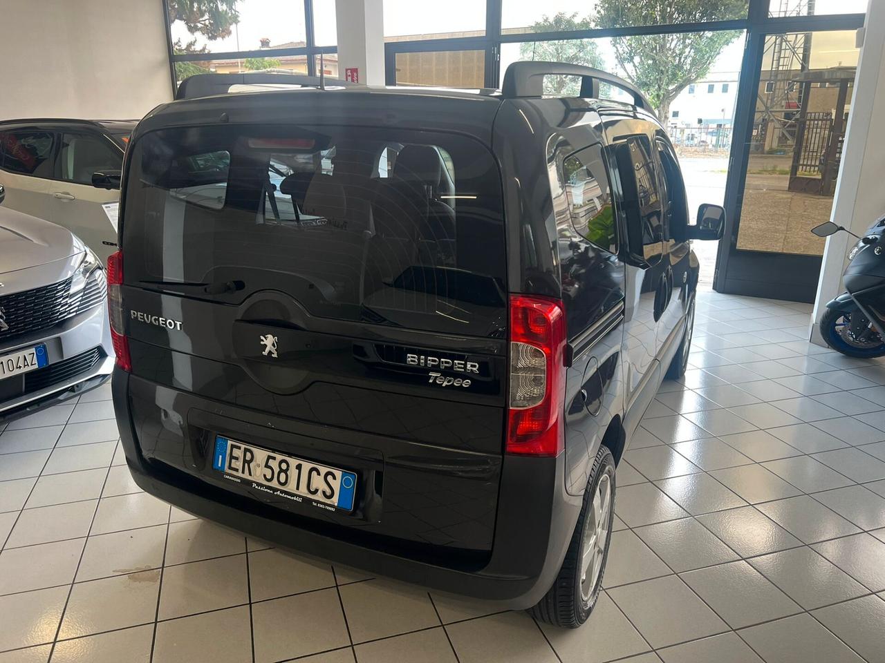 Peugeot Bipper Tepee 1.4 75CV Outdoor