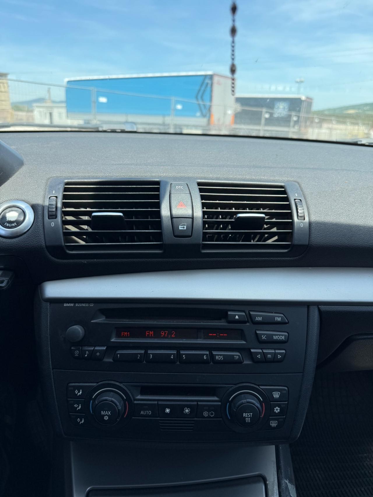 Bmw 118 118d cat 5 porte Eletta