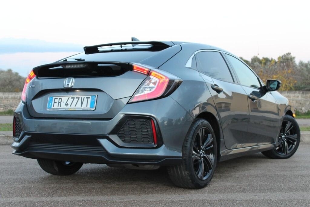 HONDA Civic 1.6 i-DTEC Elegance *Vetri Privacy