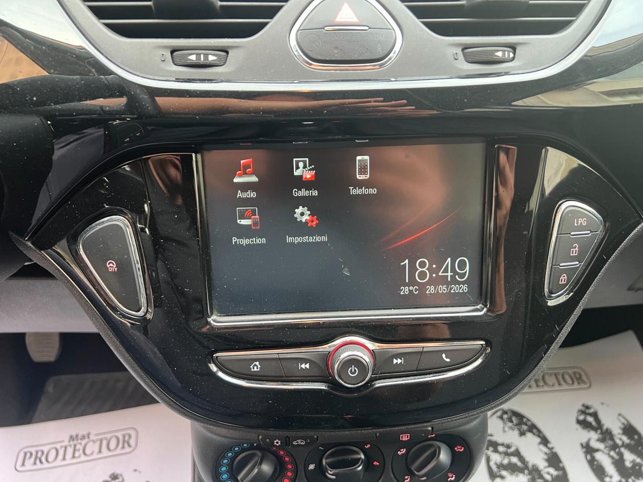 Opel Corsa 1.4 90CV GPL Tech 5 porte 120 Anniversary