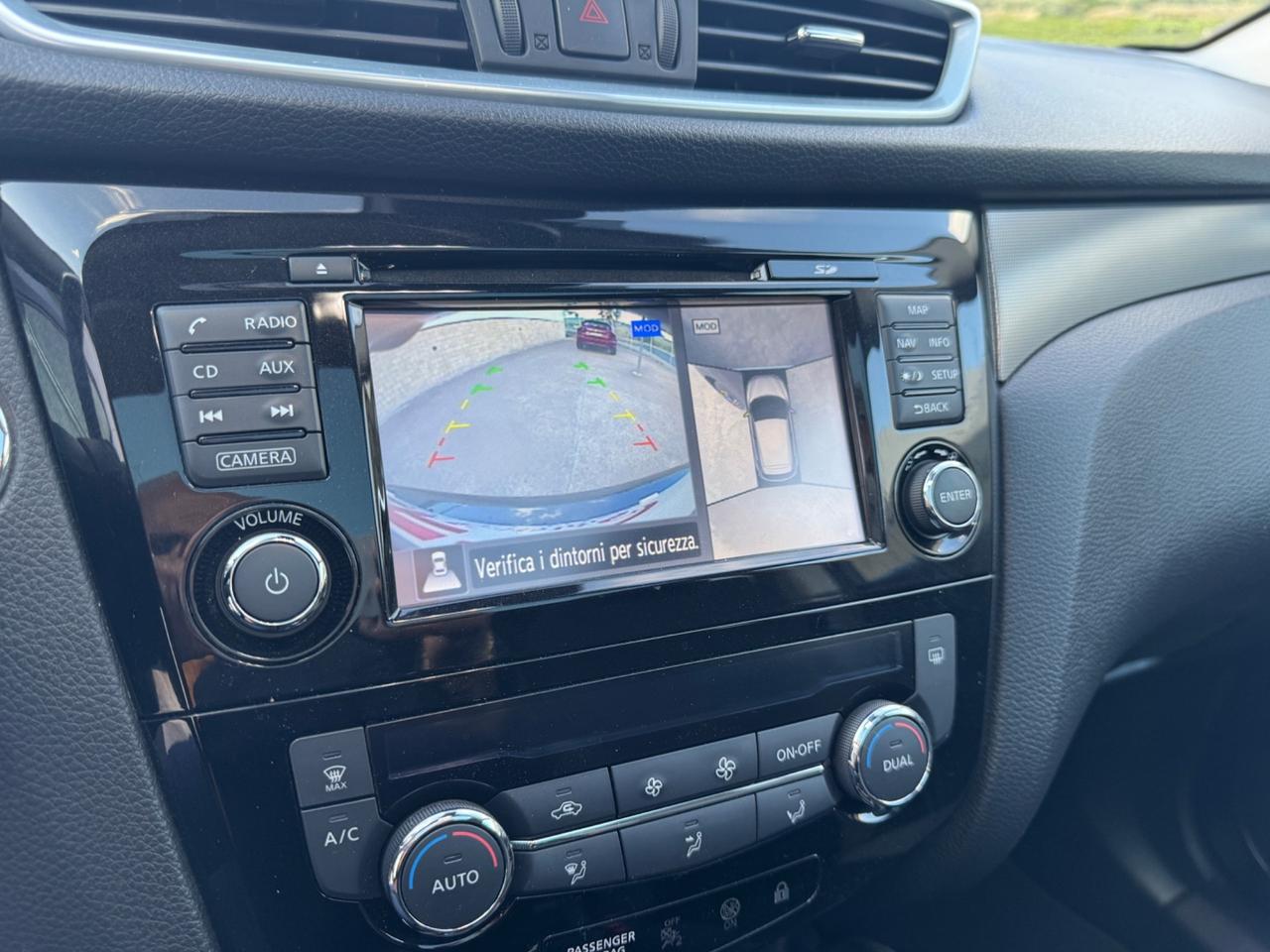 Nissan Qashqai 1.3 DIG-T 140 CV N-Connecta