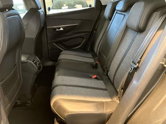 PEUGEOT 3008 1.2 PureTech Turbo Allure S&S my18