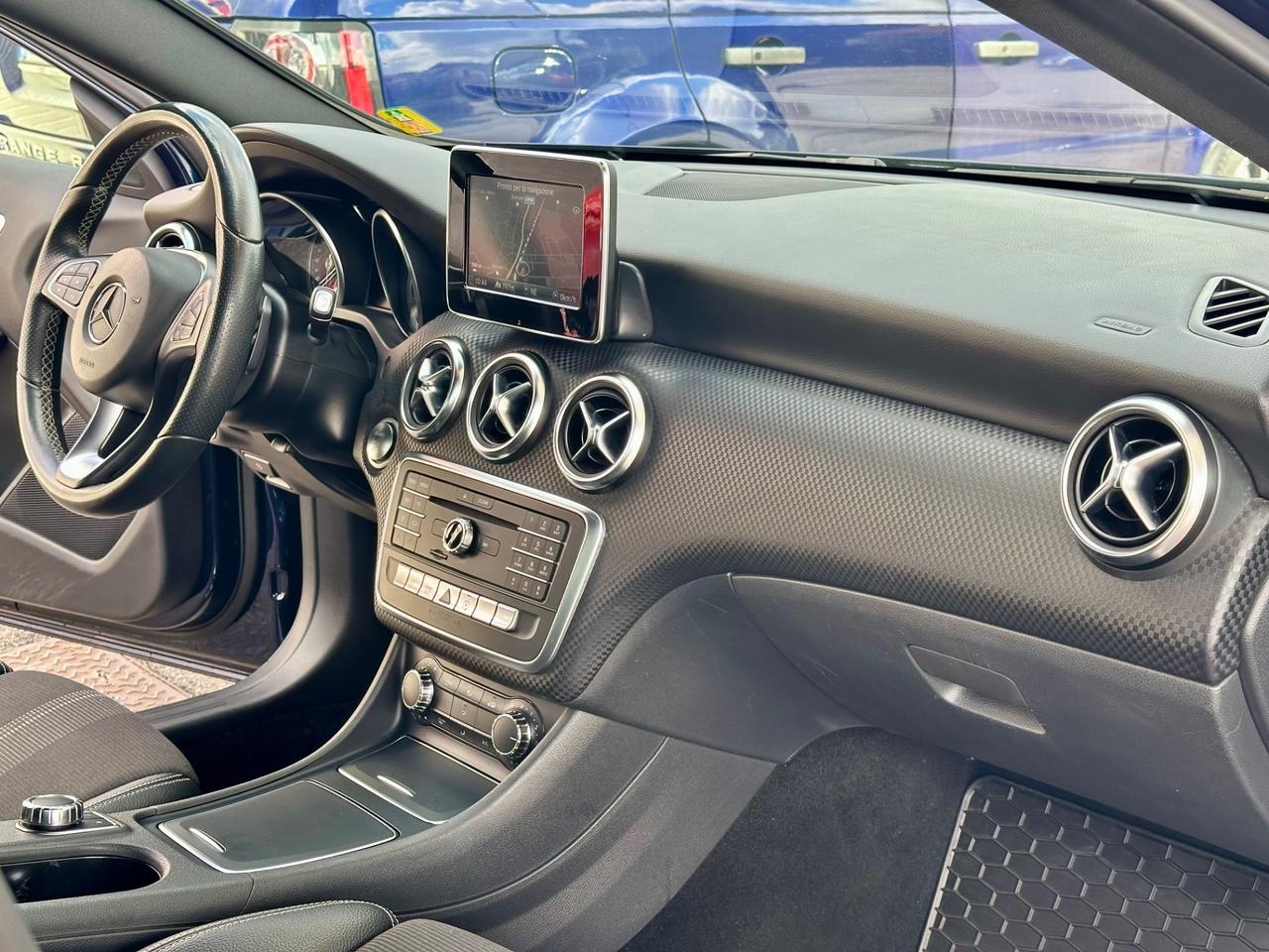 Mercedes-benz A 180 A 160 d Automatic Premium COME NUOVA