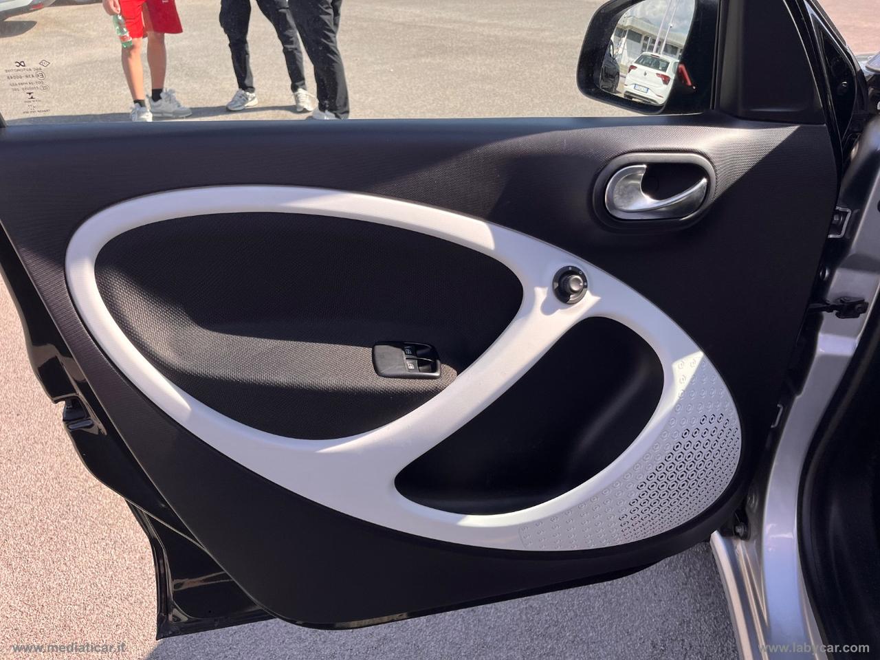SMART forfour 70 1.0 Passion
