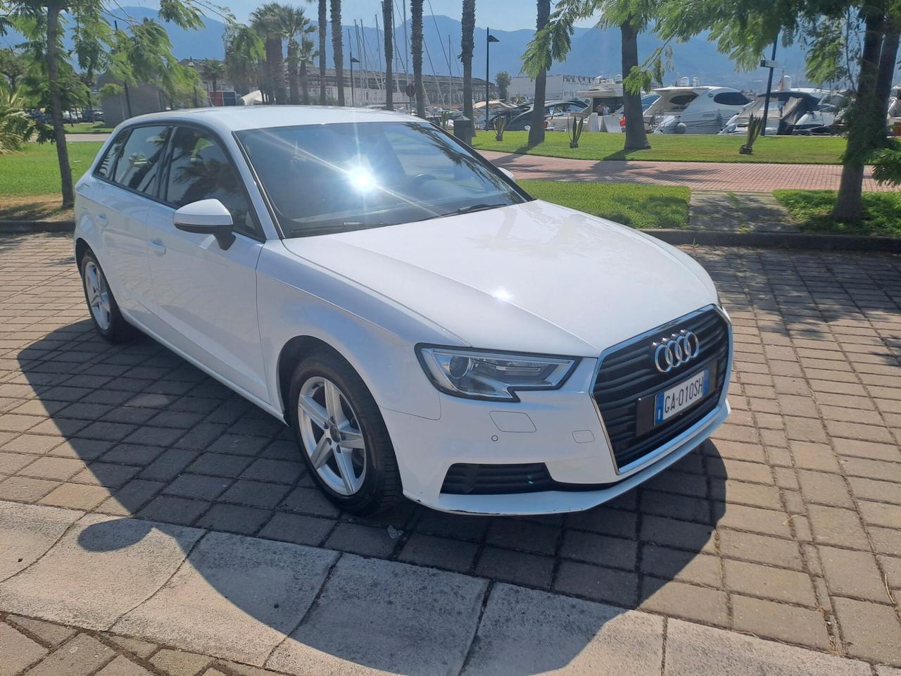 Audi A3 SPB 40 e-tron S tronic Admired
