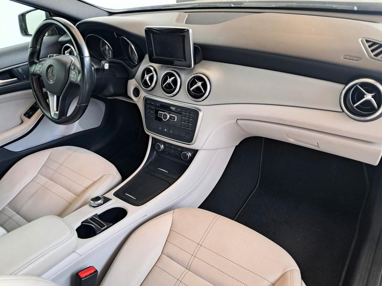 Mercedes-benz GLA 200 CDI Automatic Sport