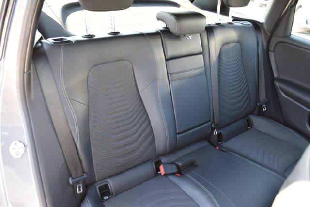 MERCEDES-BENZ B 180 d Business Extra *NAVIGATORE*
