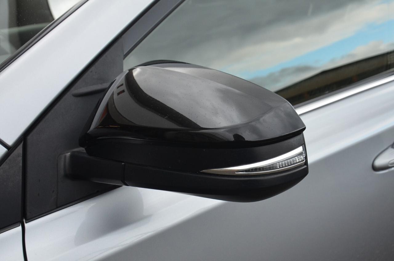 Toyota RAV 4 2.5 Hybrid 2WD Style