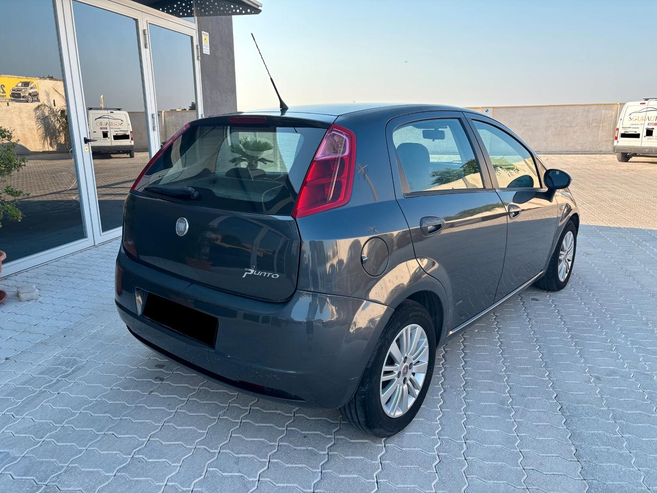 FIAT GRANDE PUNTO 1.3 MJT EMOTION 2008