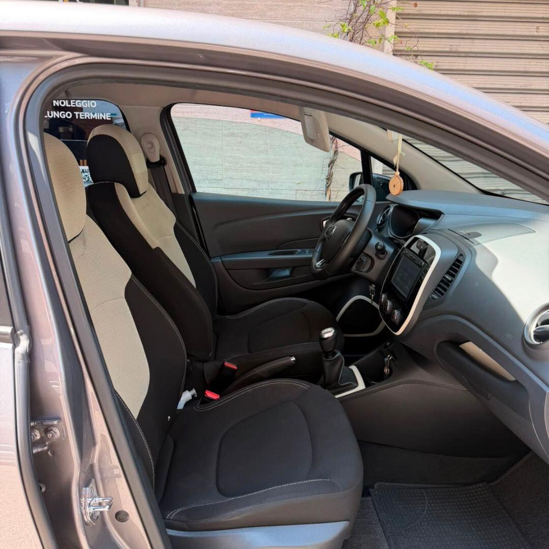 Renault Captur dCi - 90 CV